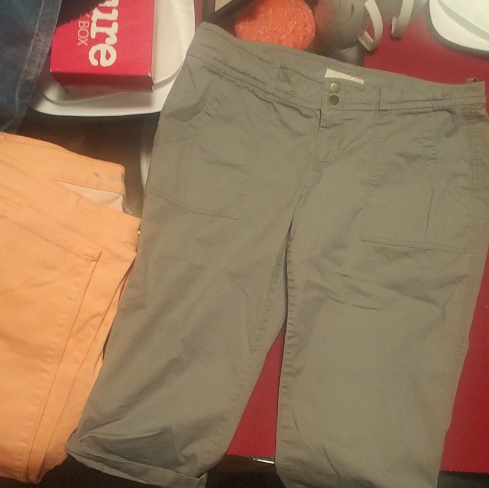 Old navy capris